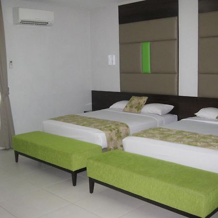 Hotel Alia Cikini Джакарта Экстерьер фото