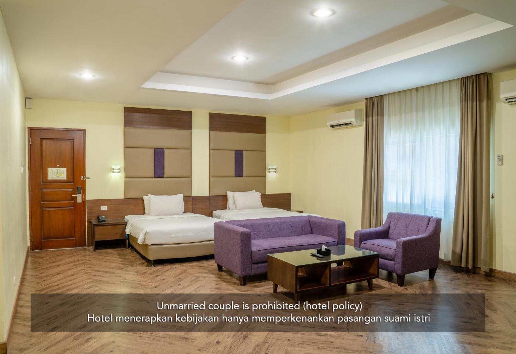 Hotel Alia Cikini Джакарта Экстерьер фото
